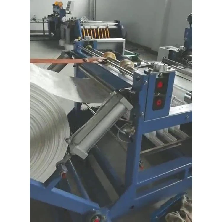 Máquina de costura e corte de saco jumbo